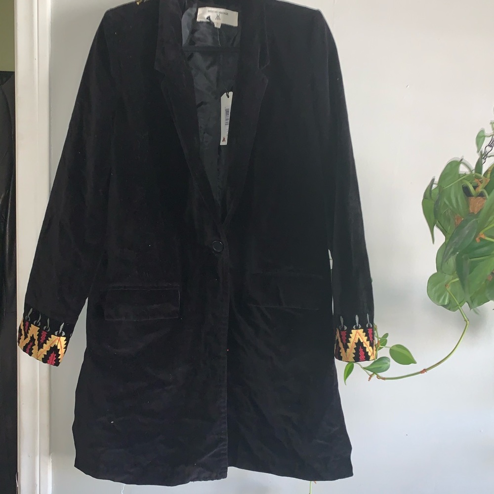 Velvet coat with embroidery